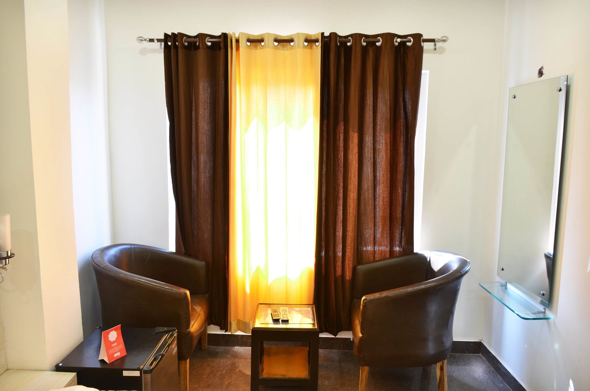 Oyo 7447 Grand Park Hotel Amritsar Buitenkant foto