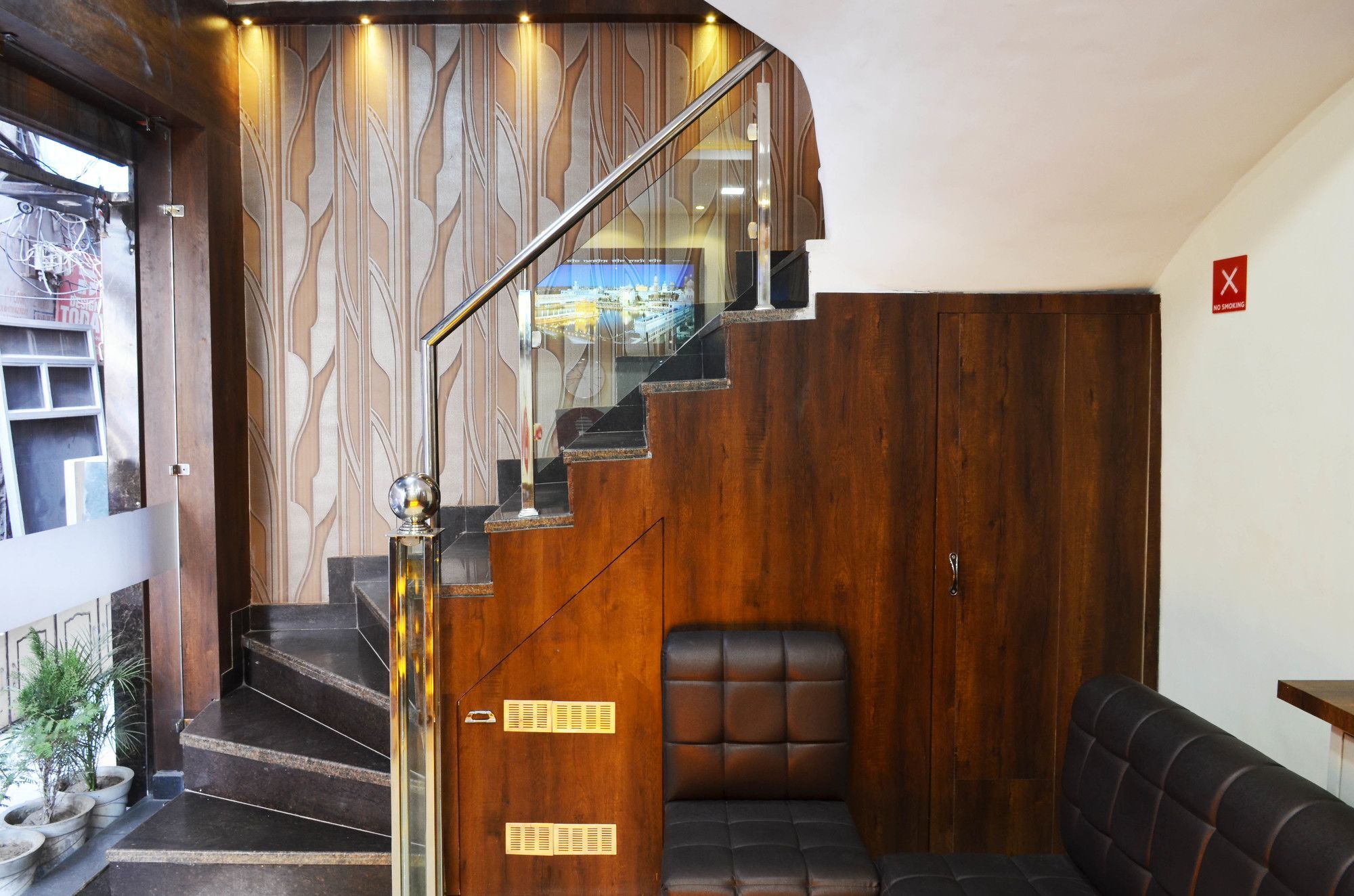 Oyo 7447 Grand Park Hotel Amritsar Buitenkant foto