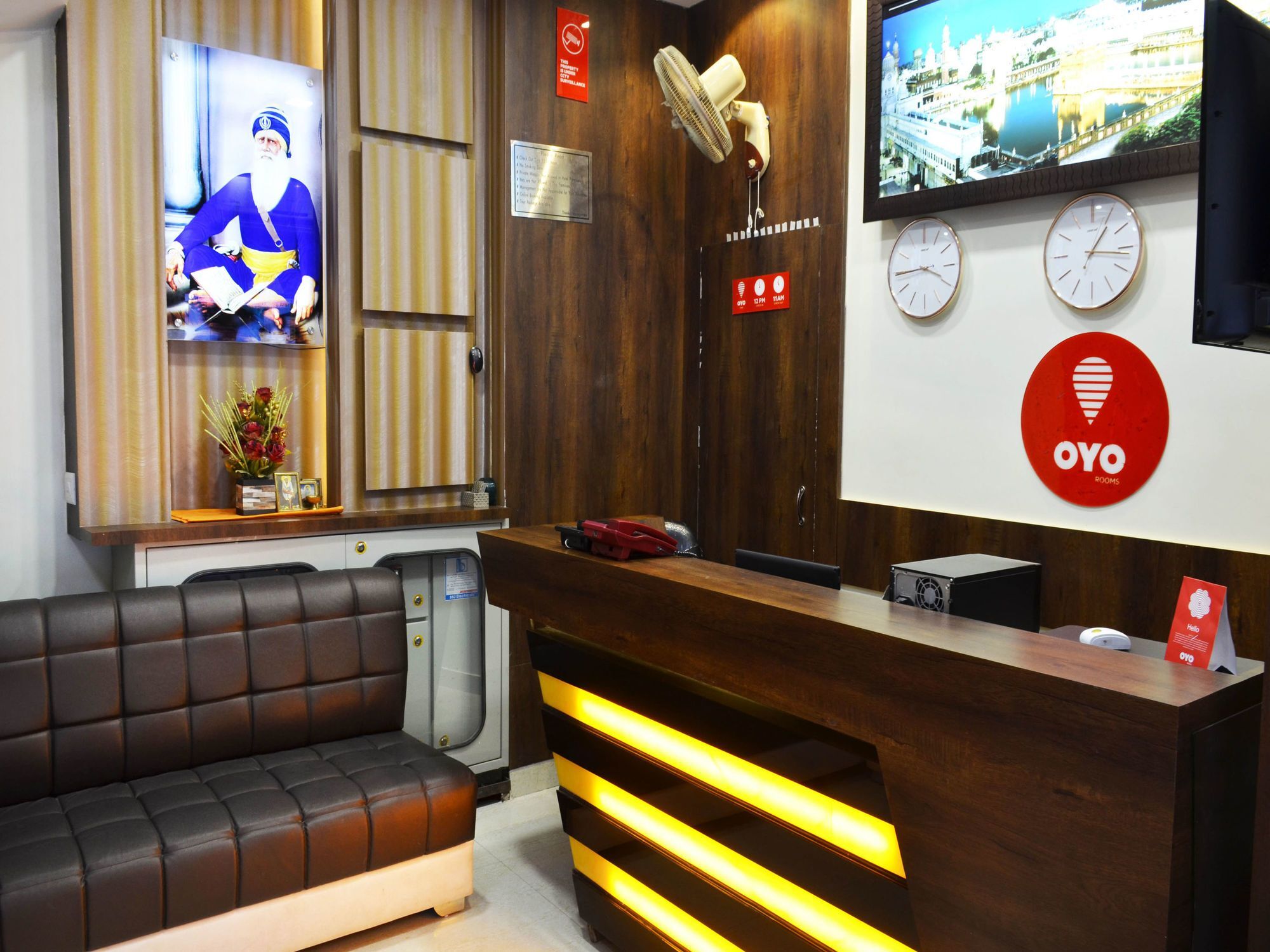 Oyo 7447 Grand Park Hotel Amritsar Buitenkant foto