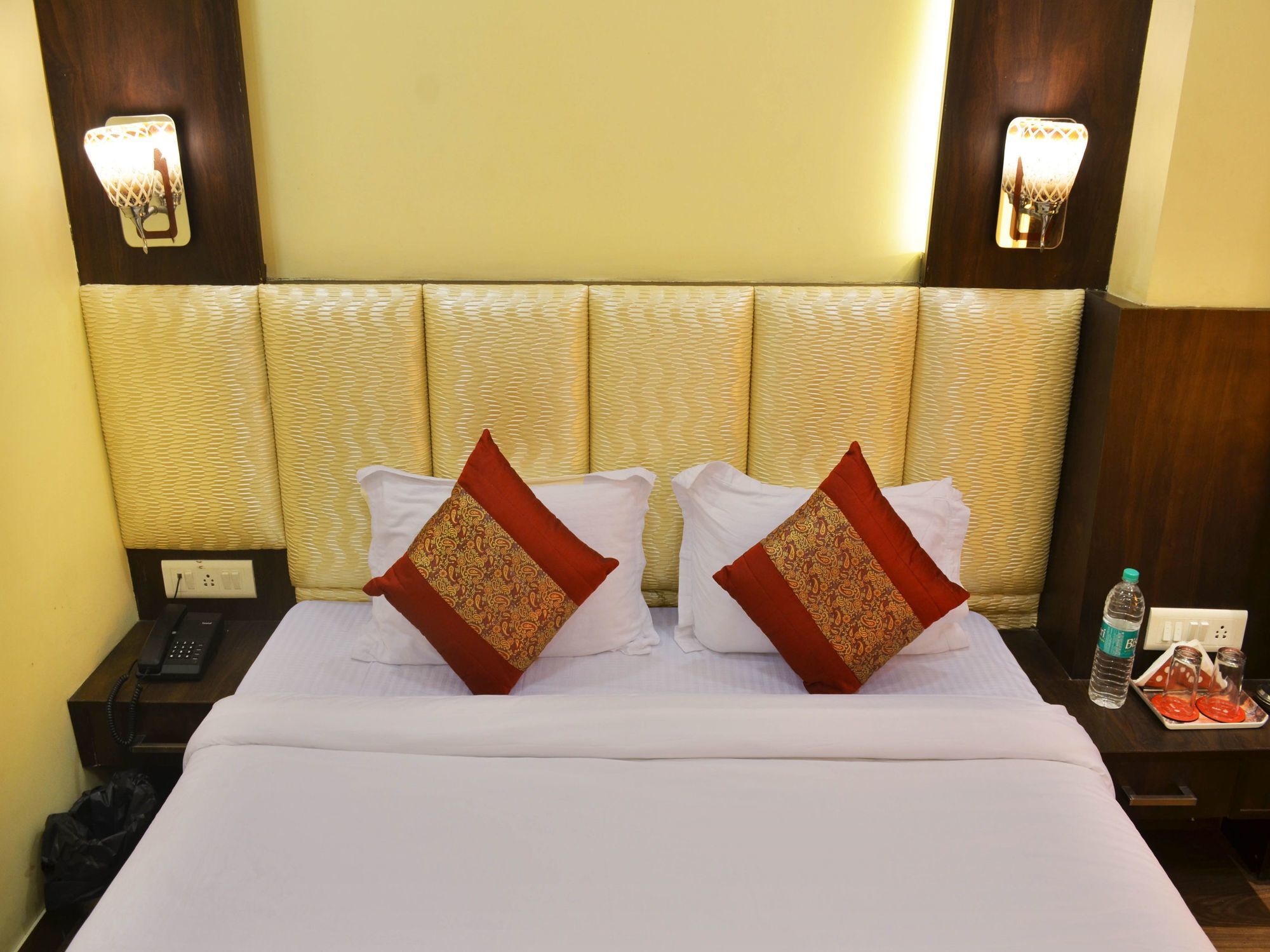 Oyo 7447 Grand Park Hotel Amritsar Buitenkant foto
