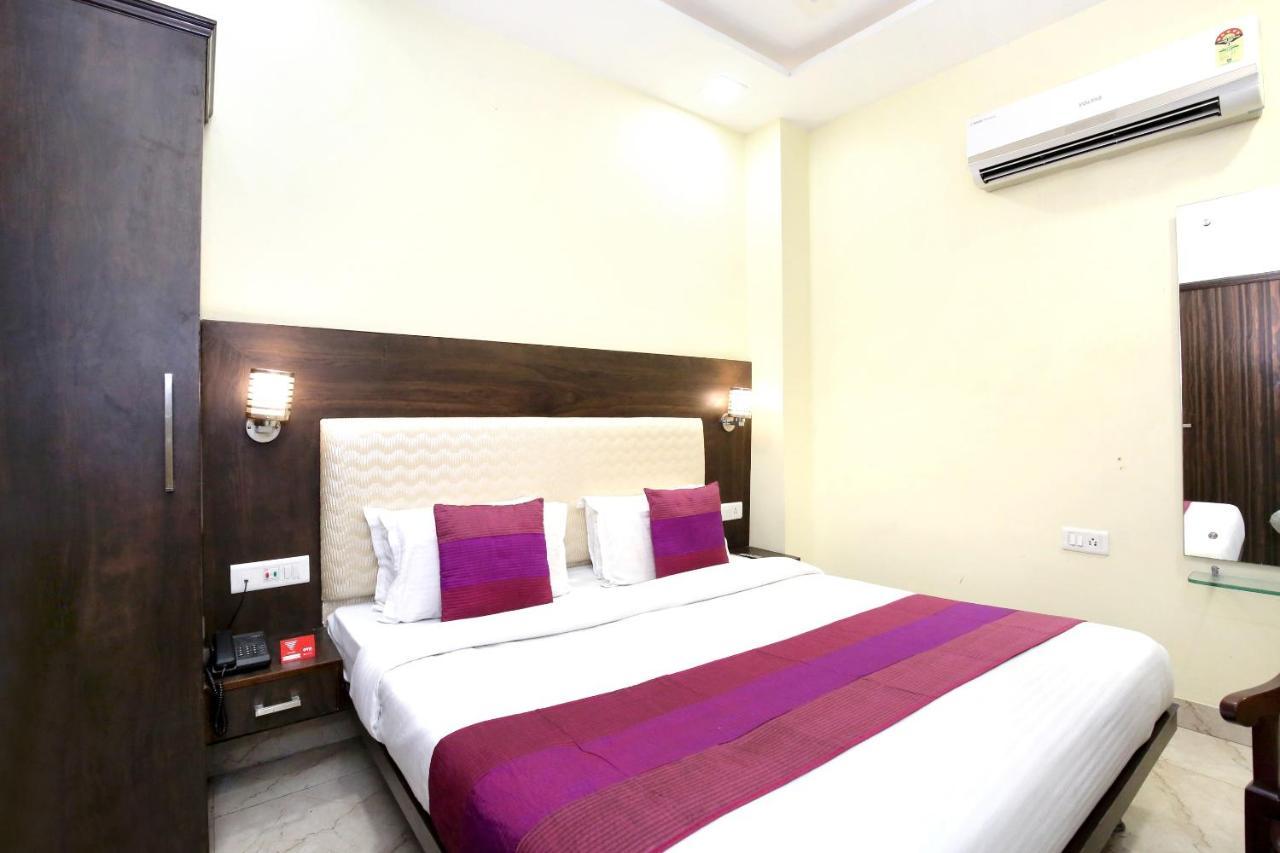 Oyo 7447 Grand Park Hotel Amritsar Buitenkant foto